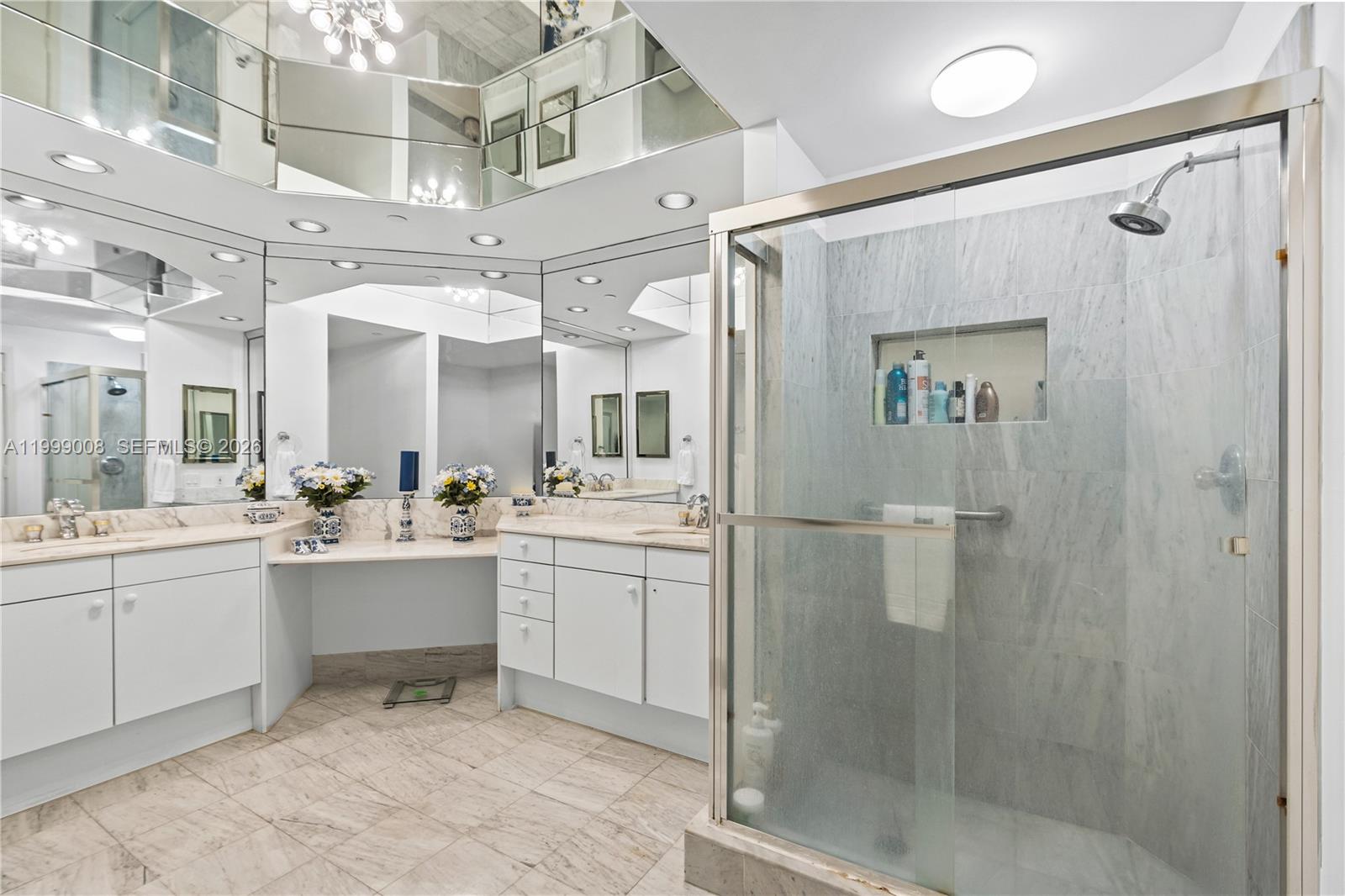 ONE ISLAND PLACE - Residential