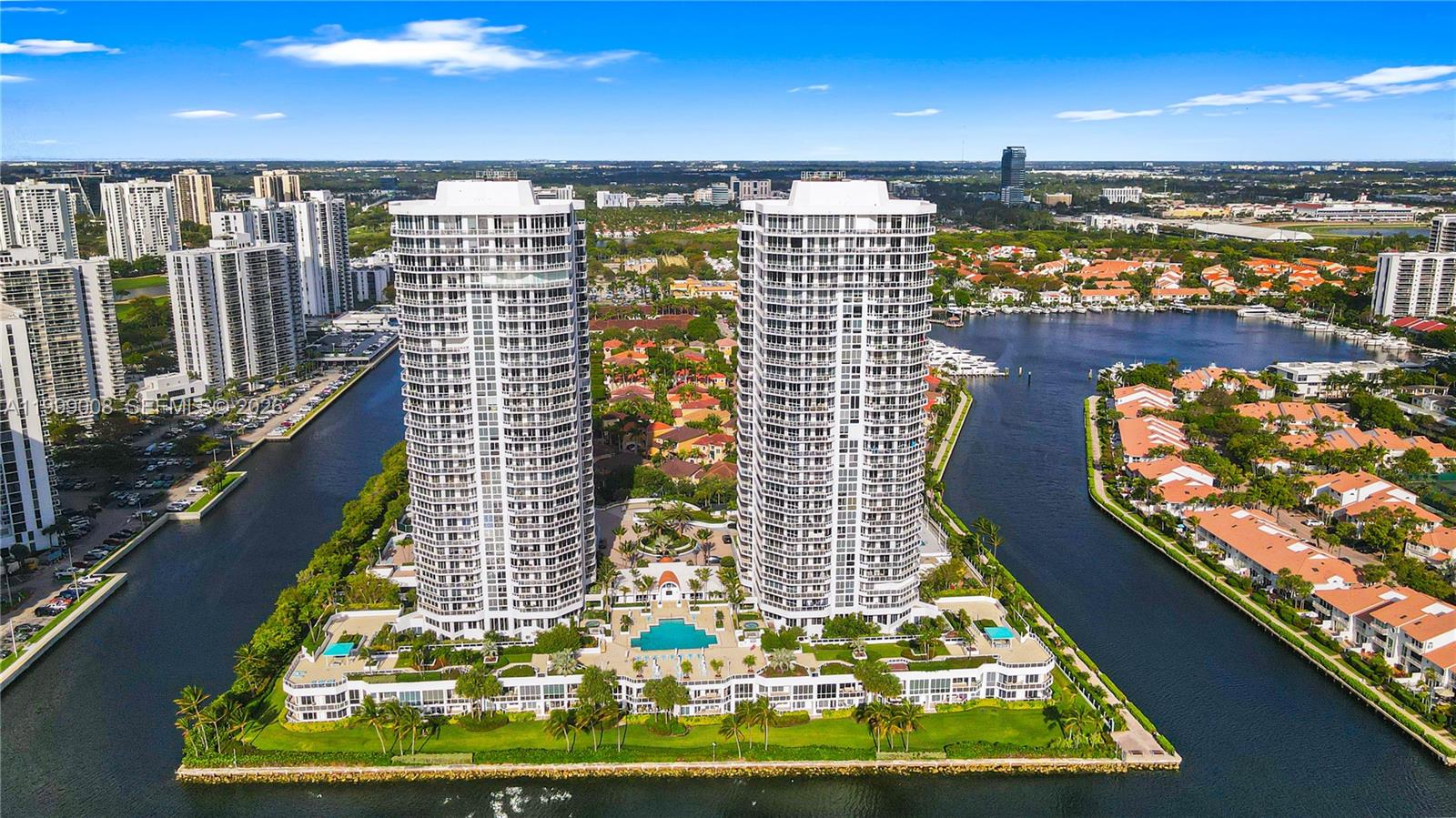 ONE ISLAND PLACE - Residential