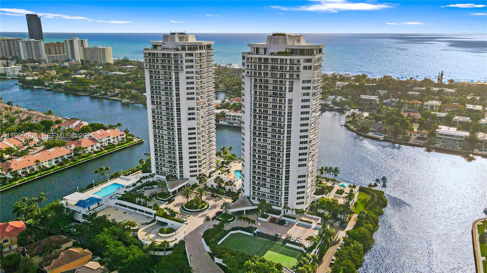 ONE ISLAND PLACE - Residential