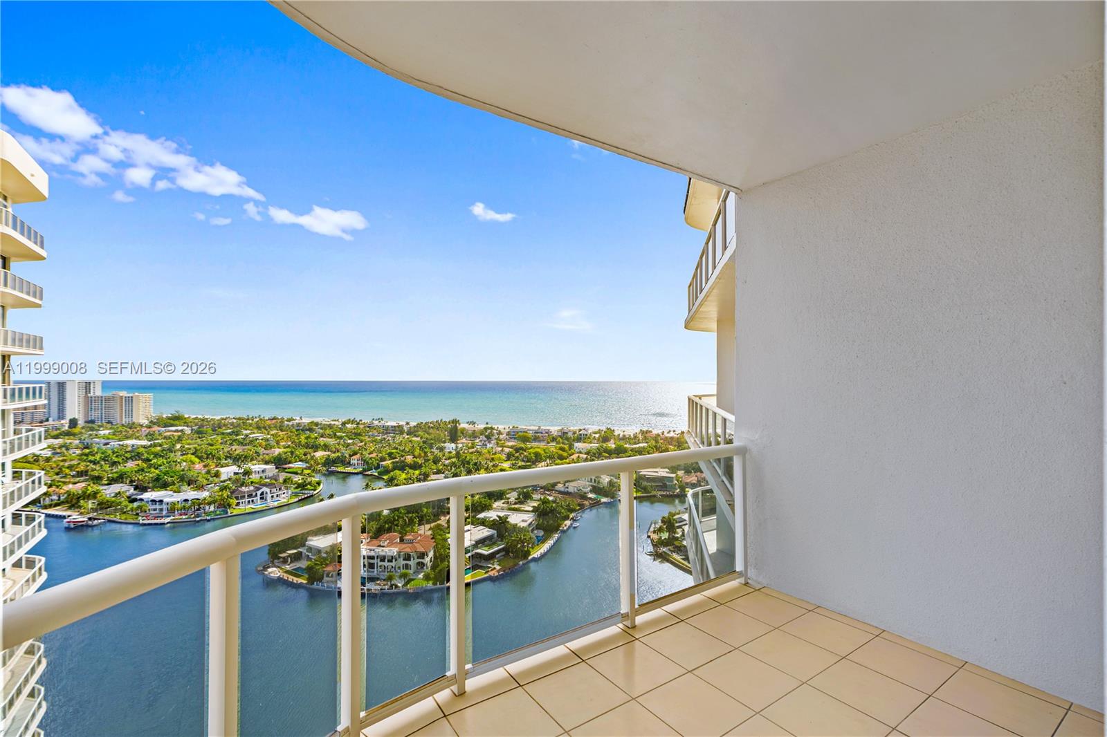 ONE ISLAND PLACE - Residential