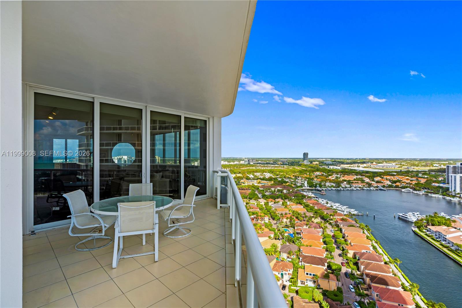 ONE ISLAND PLACE - Residential