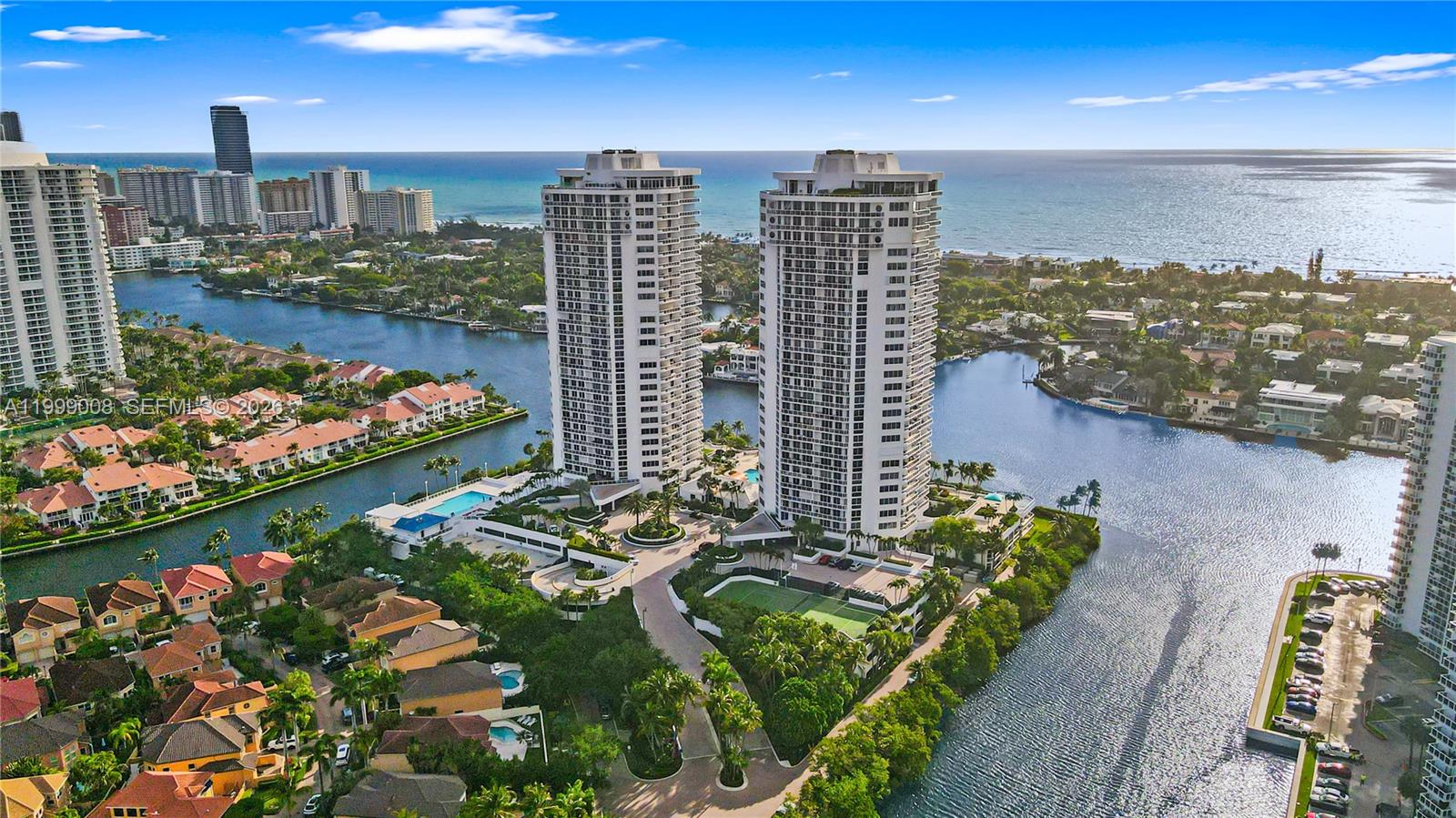 ONE ISLAND PLACE - Residential