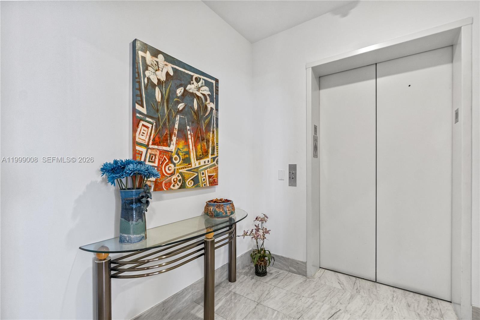 ONE ISLAND PLACE - Residential