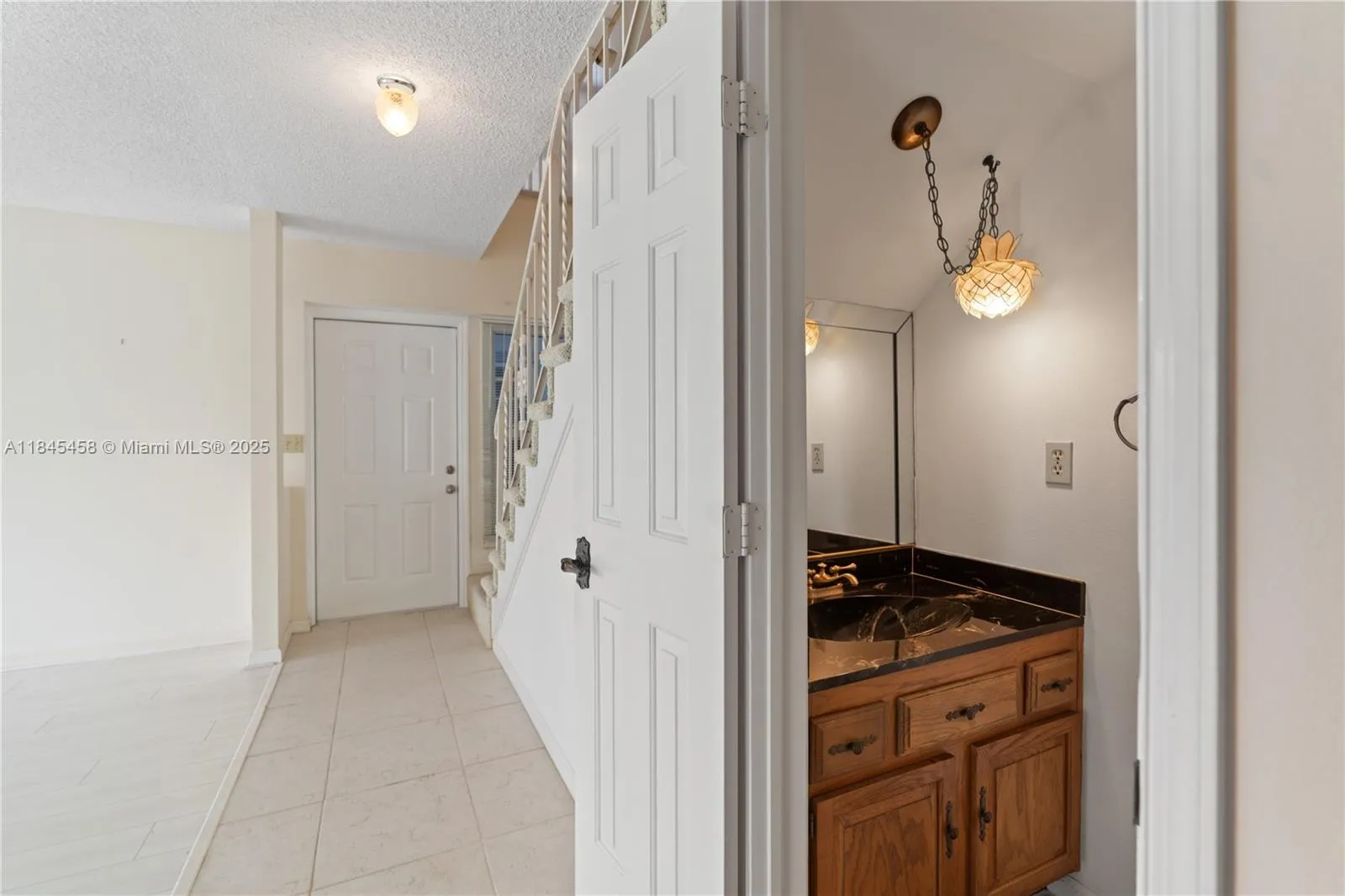 Hillsboro Beach, Florida 33062, United States, 3 Bedrooms Bedrooms, ,3 BathroomsBathrooms,Residential,Active,177595