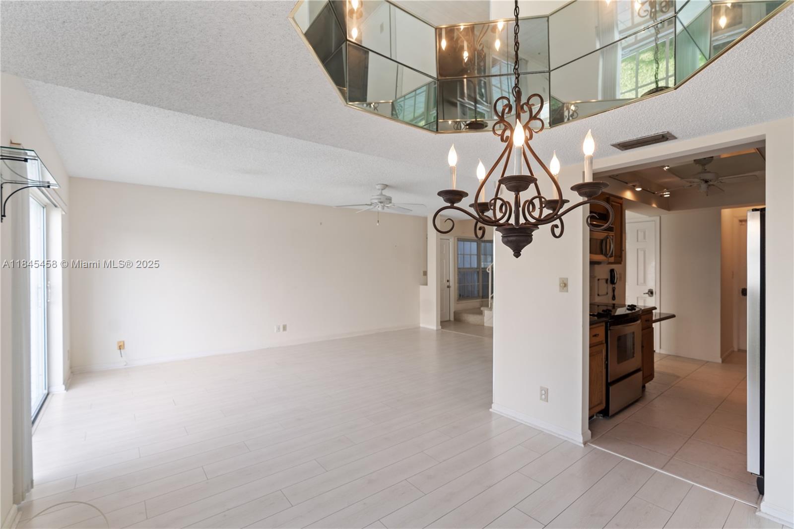 Hillsboro Beach and Yacht - Residential