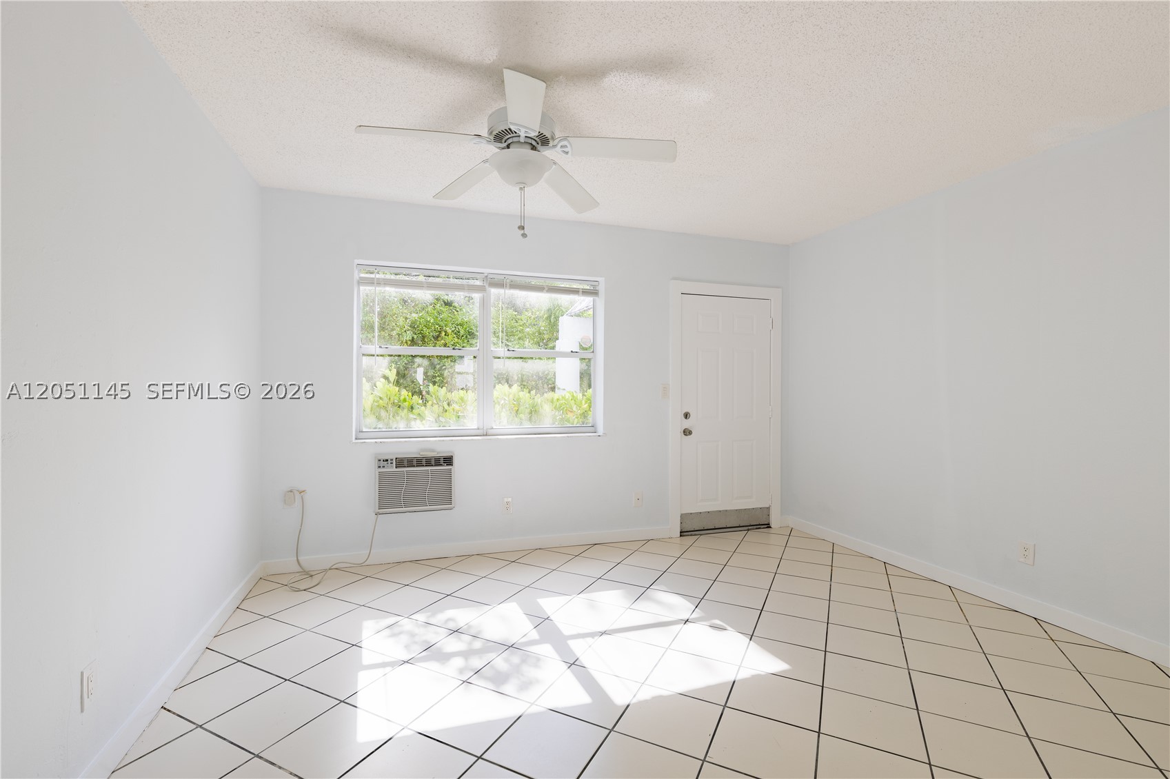 2825 SW 3rd Ave 4