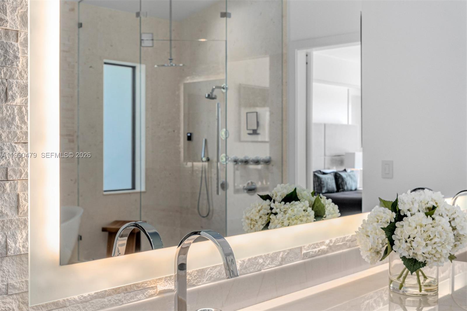 PLANTATION BEACH - Residential