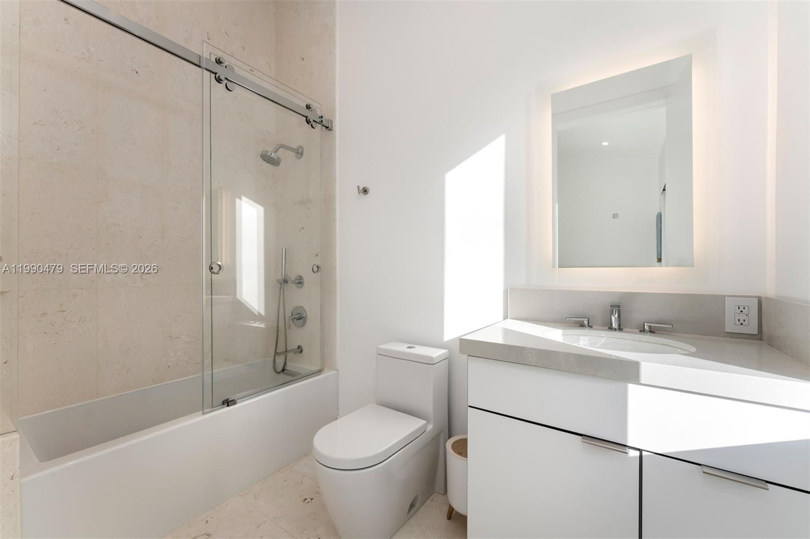 PLANTATION BEACH - Residential