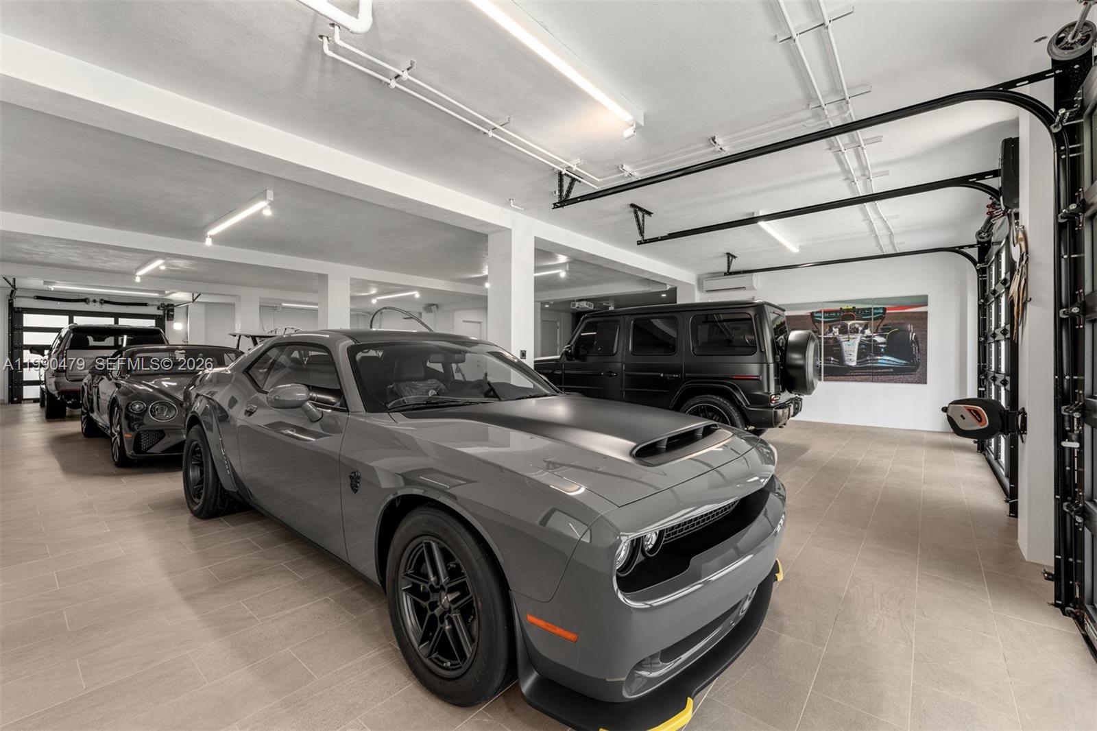 PLANTATION BEACH - Residential