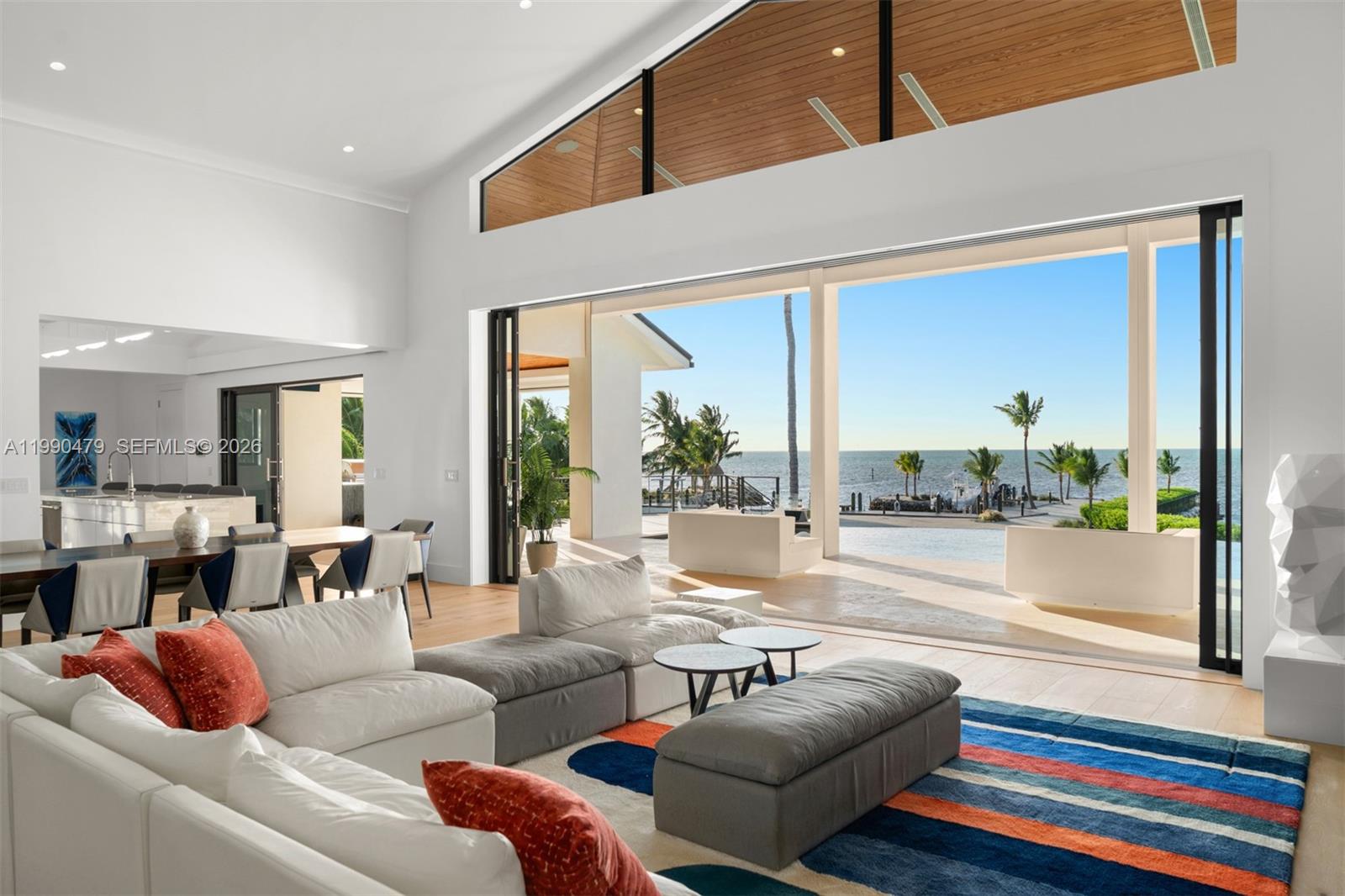 PLANTATION BEACH - Residential