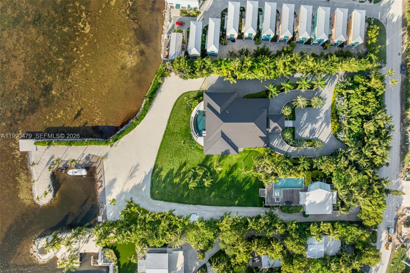 PLANTATION BEACH - Residential