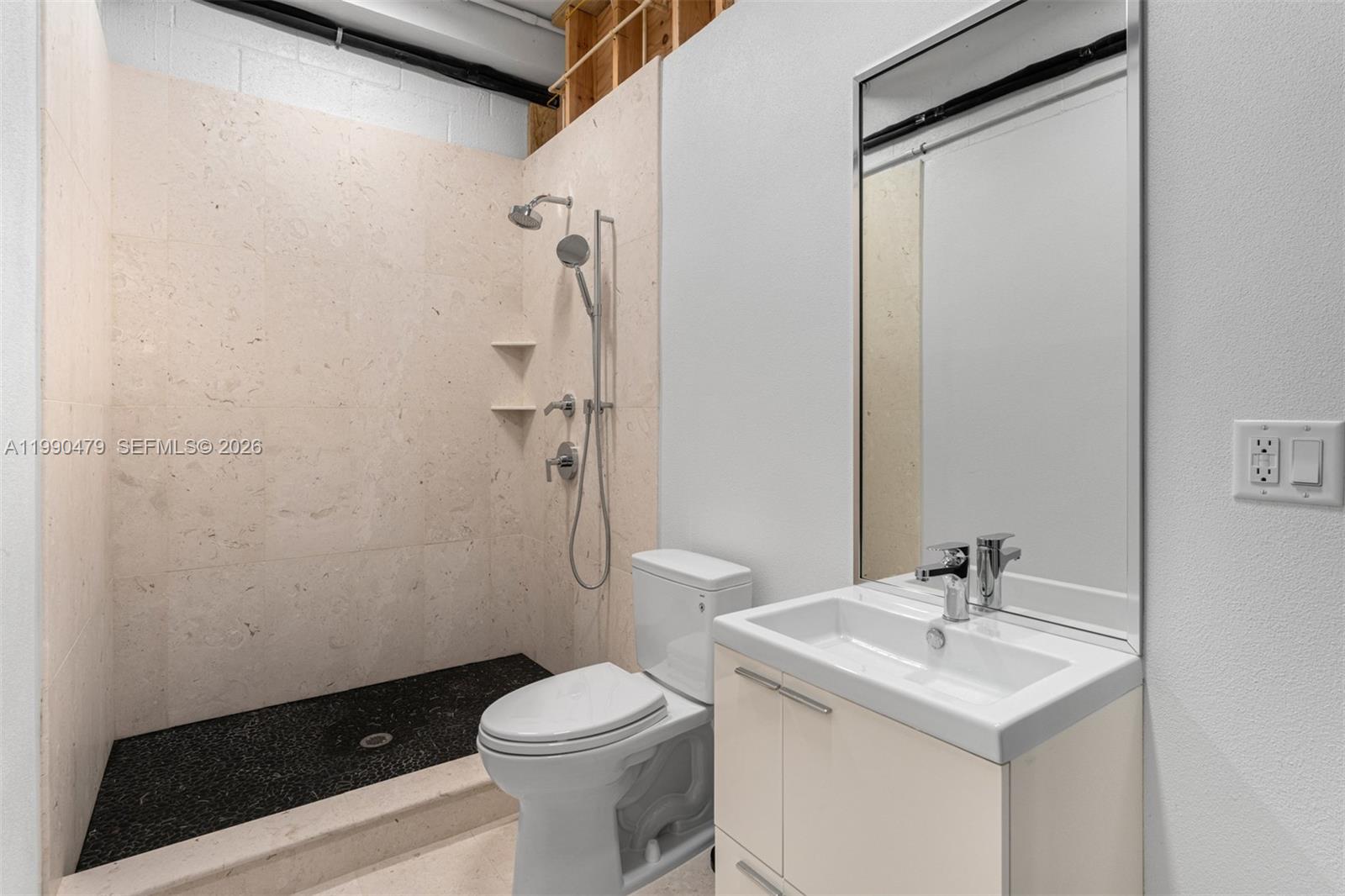 PLANTATION BEACH - Residential