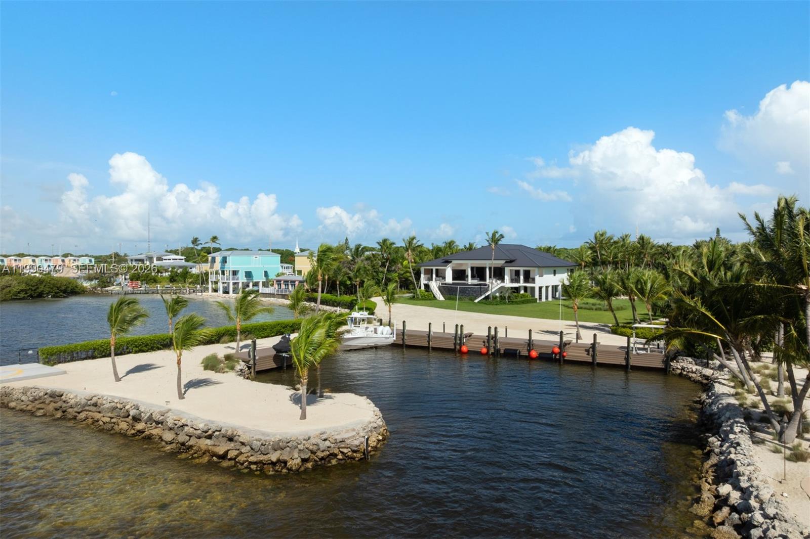 PLANTATION BEACH - Residential