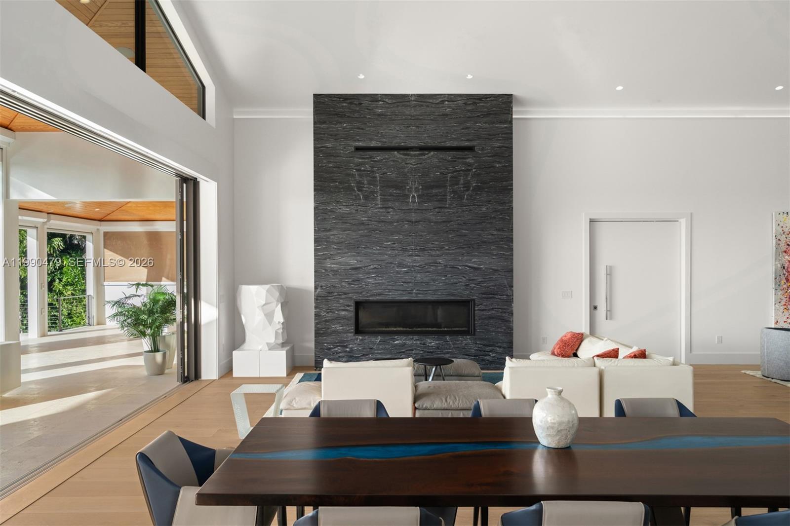 PLANTATION BEACH - Residential