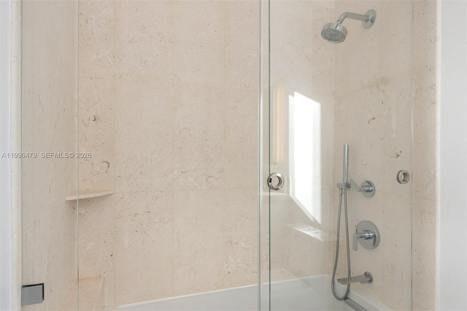 PLANTATION BEACH - Residential