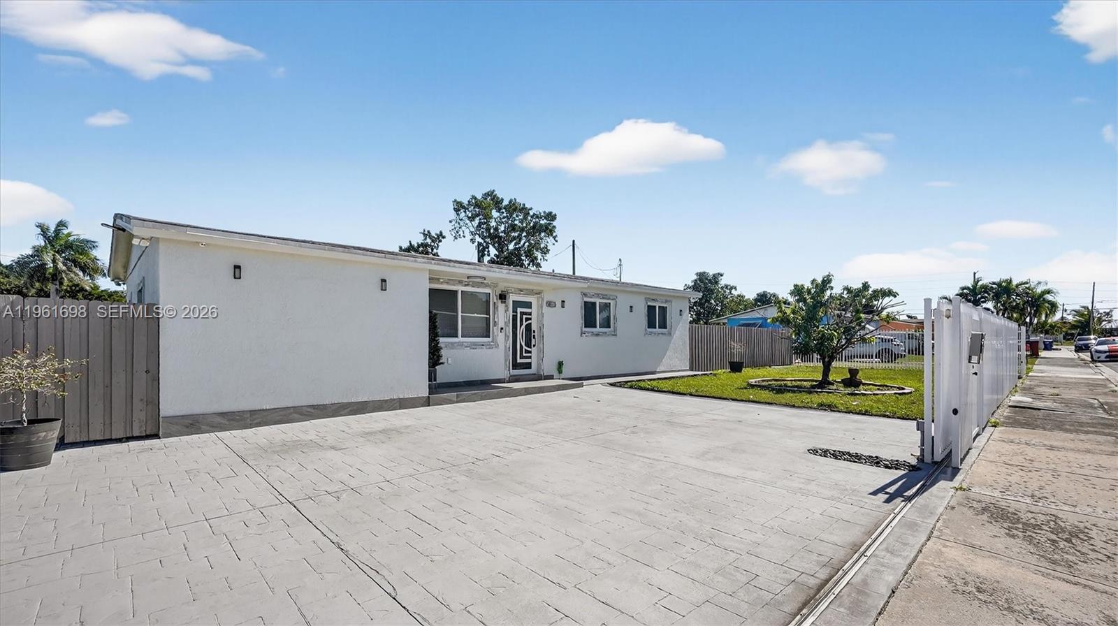 MARCIA-JANE SUB - Residential