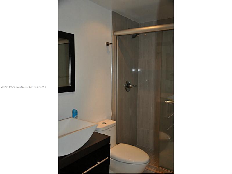 TIDES ON HOLLYWOOD BEACH - Residential Lease