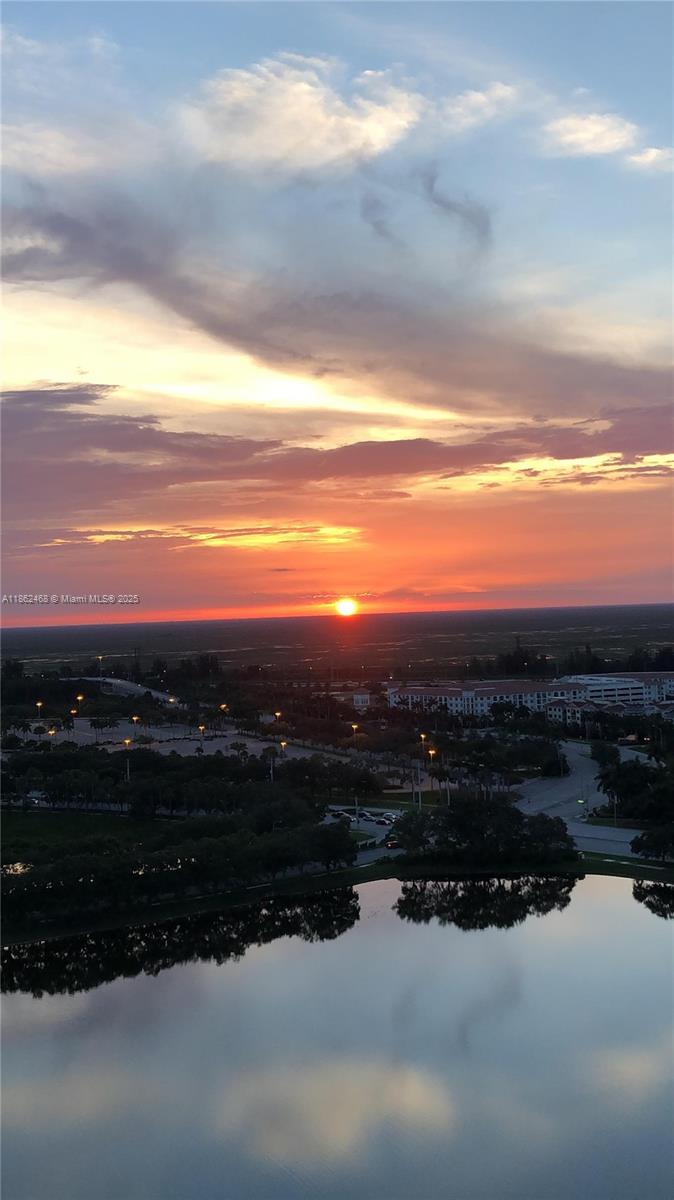 TAO SAWGRASS CONDOMINIUM - Residential