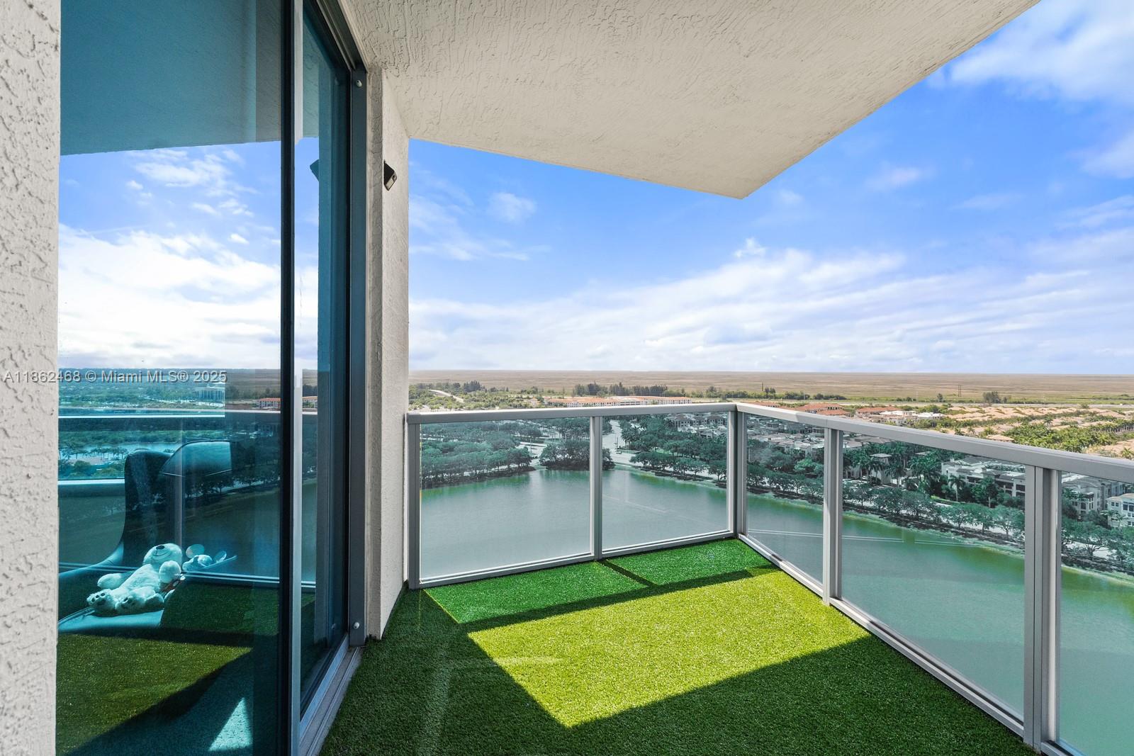 TAO SAWGRASS CONDOMINIUM - Residential