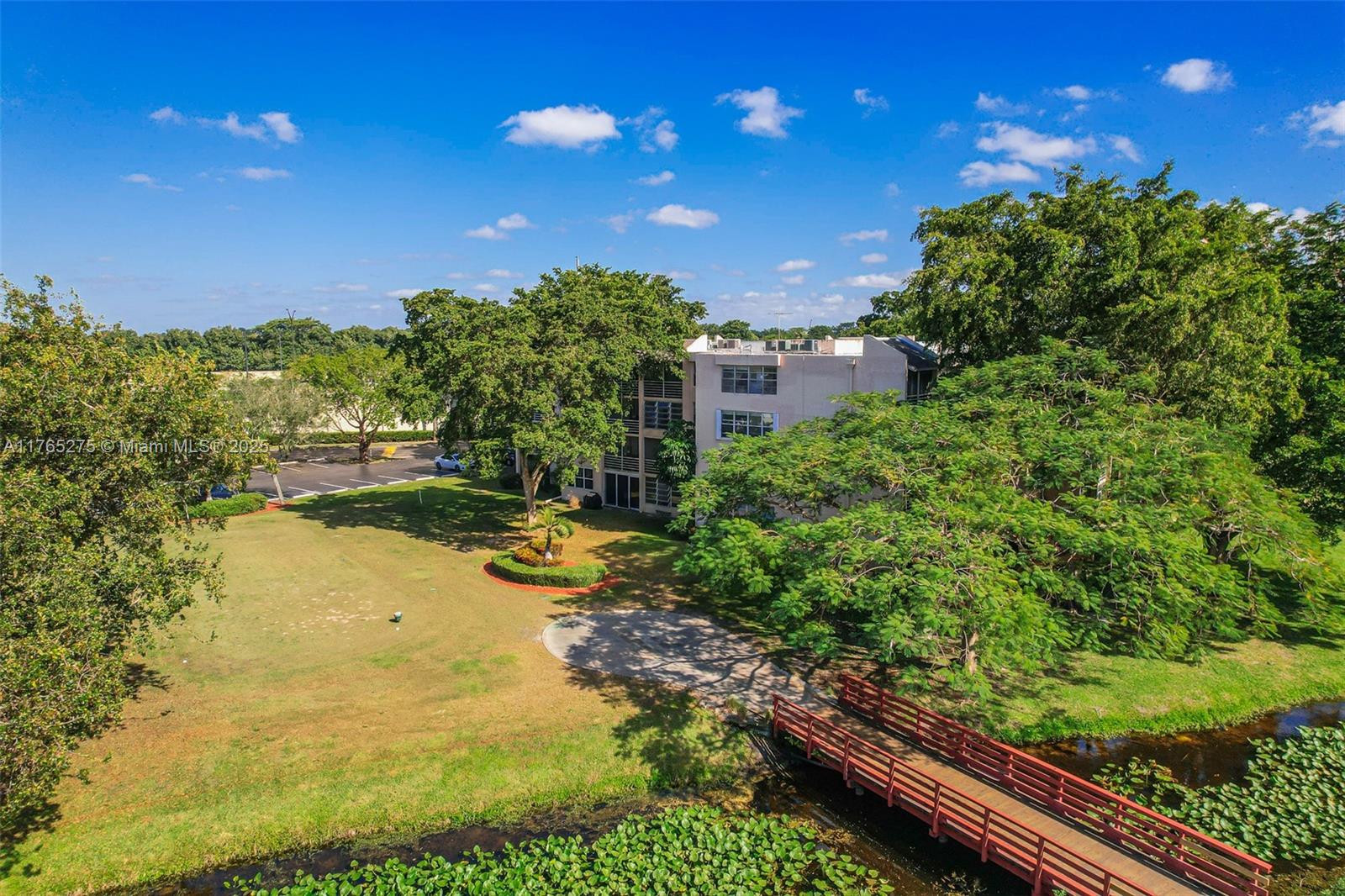 ORCHID TREE CONDO ONE - Residential