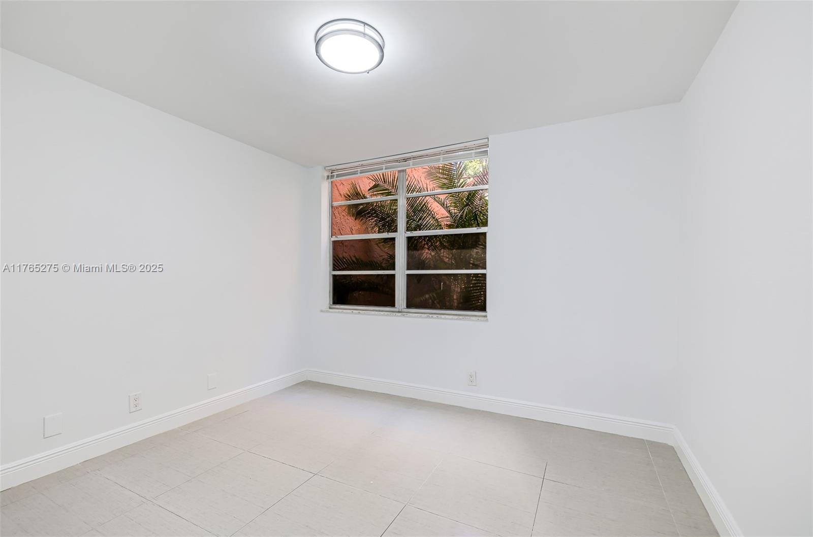 ORCHID TREE CONDO ONE - Residential