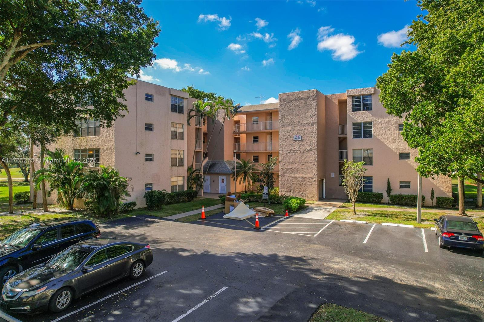 ORCHID TREE CONDO ONE - Residential