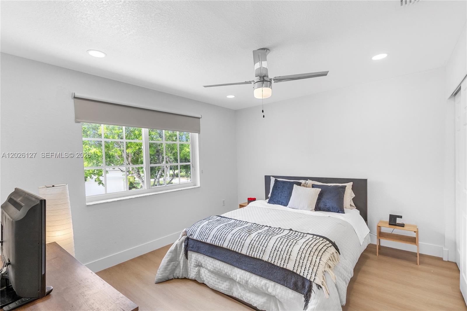 PEMBROKE ISLES 1 - Residential