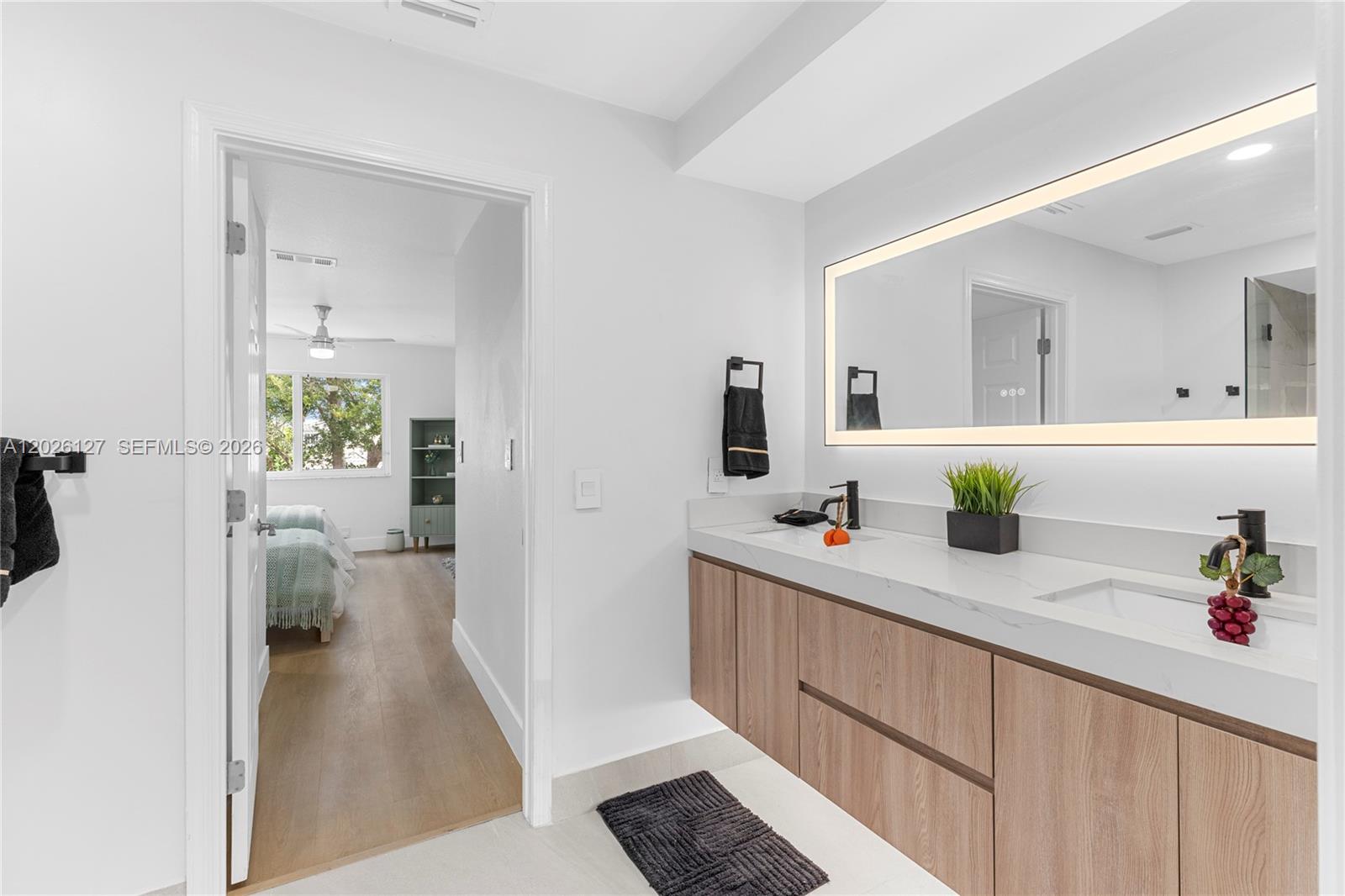 PEMBROKE ISLES 1 - Residential