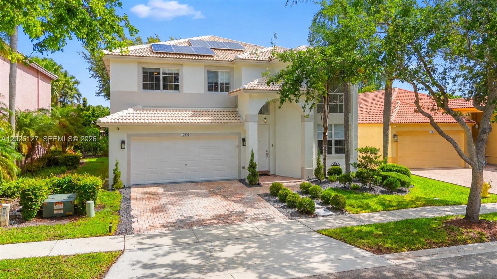 PEMBROKE ISLES 1 - Residential