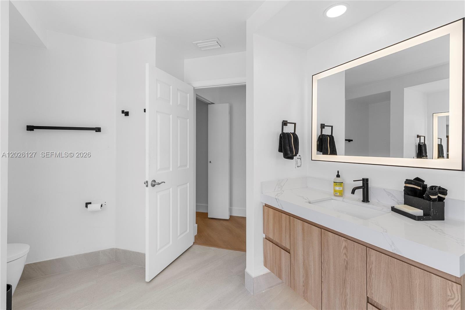 PEMBROKE ISLES 1 - Residential