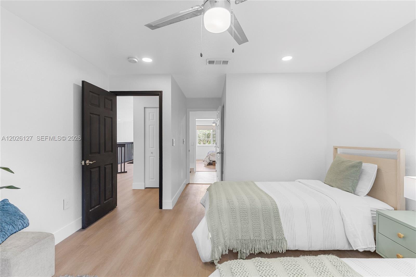PEMBROKE ISLES 1 - Residential