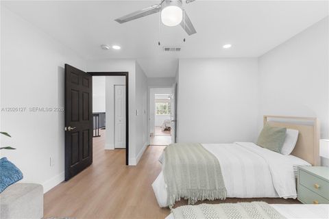 Tiny photo for 17027 NW 19th St, Pembroke Pines, FL 33028 (MLS # A12026127)
