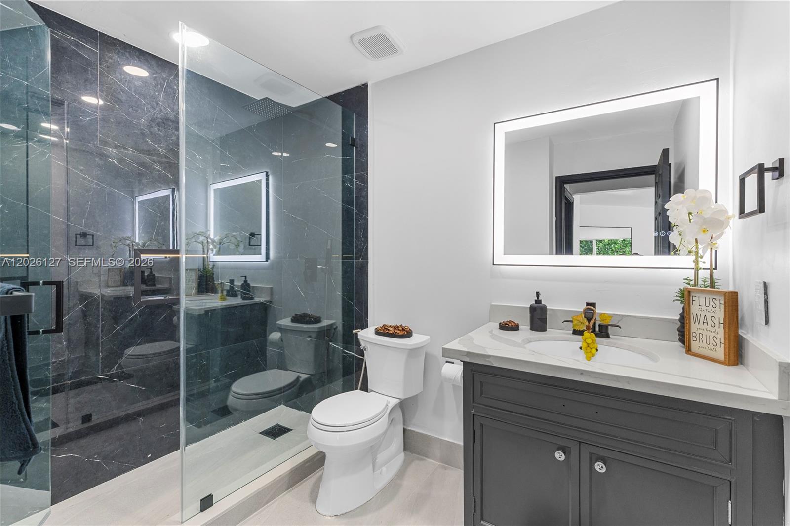 PEMBROKE ISLES 1 - Residential