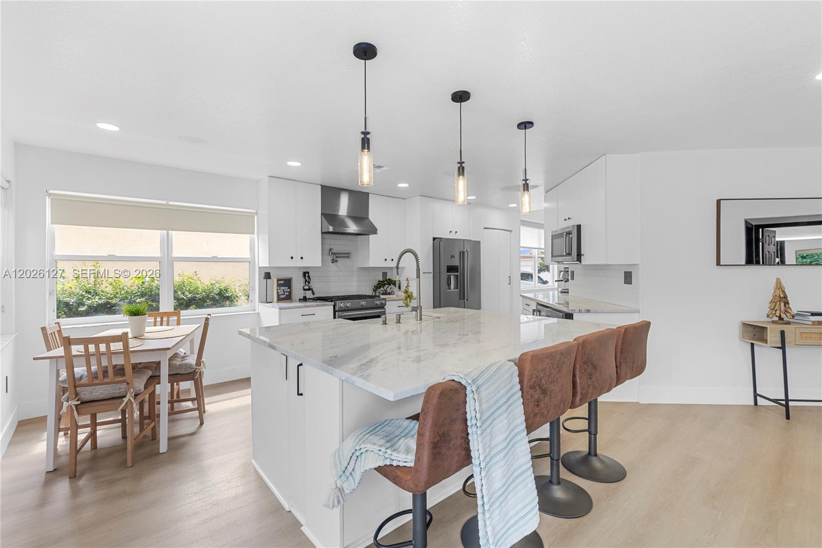 PEMBROKE ISLES 1 - Residential
