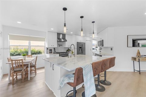 Tiny photo for 17027 NW 19th St, Pembroke Pines, FL 33028 (MLS # A12026127)