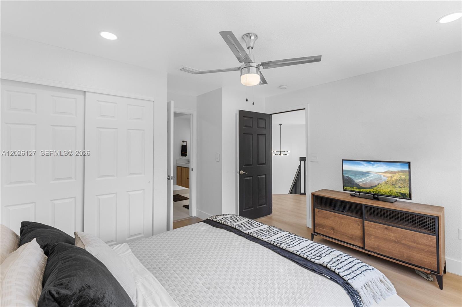 PEMBROKE ISLES 1 - Residential