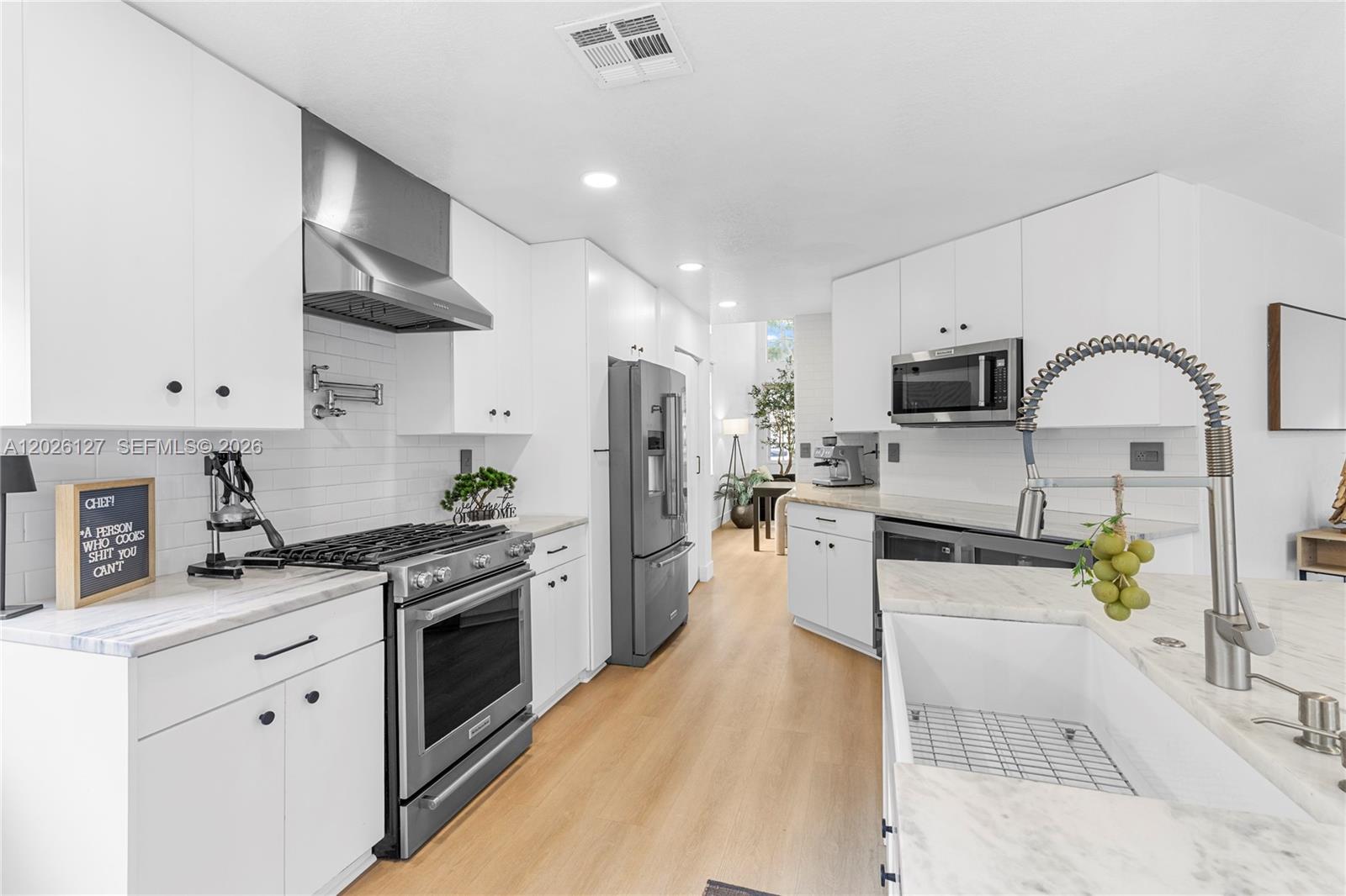 PEMBROKE ISLES 1 - Residential