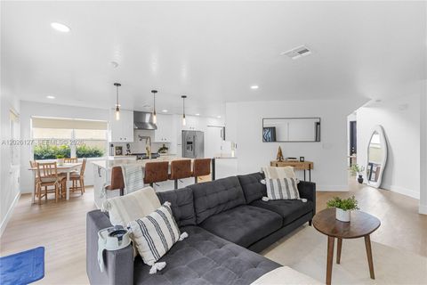 Tiny photo for 17027 NW 19th St, Pembroke Pines, FL 33028 (MLS # A12026127)