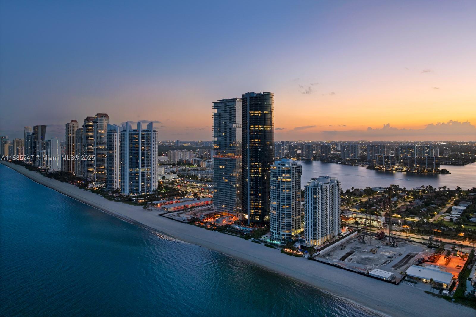 18555 COLLINS AVENUE COND - Residential