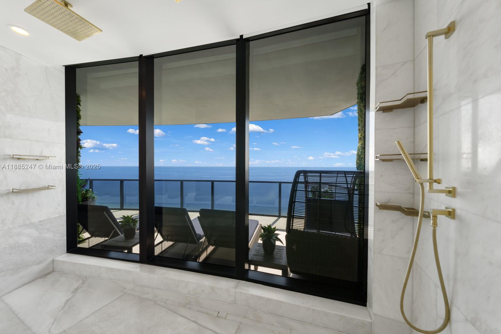 18555 COLLINS AVENUE COND - Residential