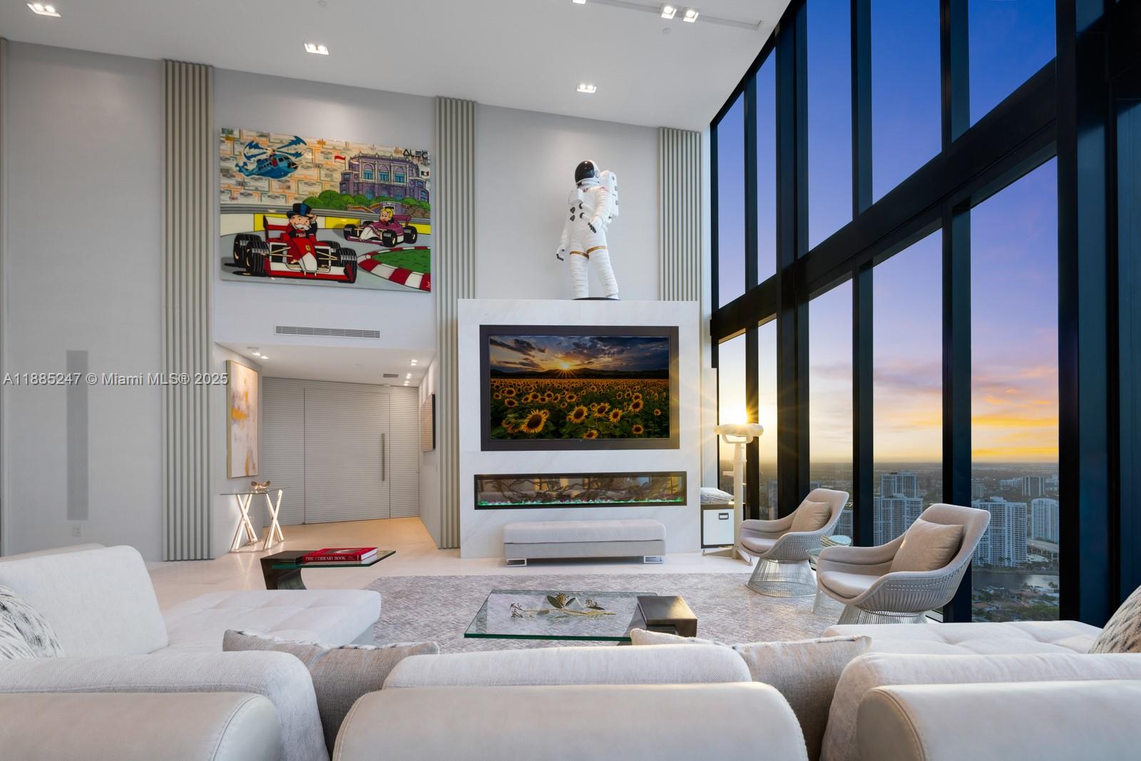18555 COLLINS AVENUE COND - Residential