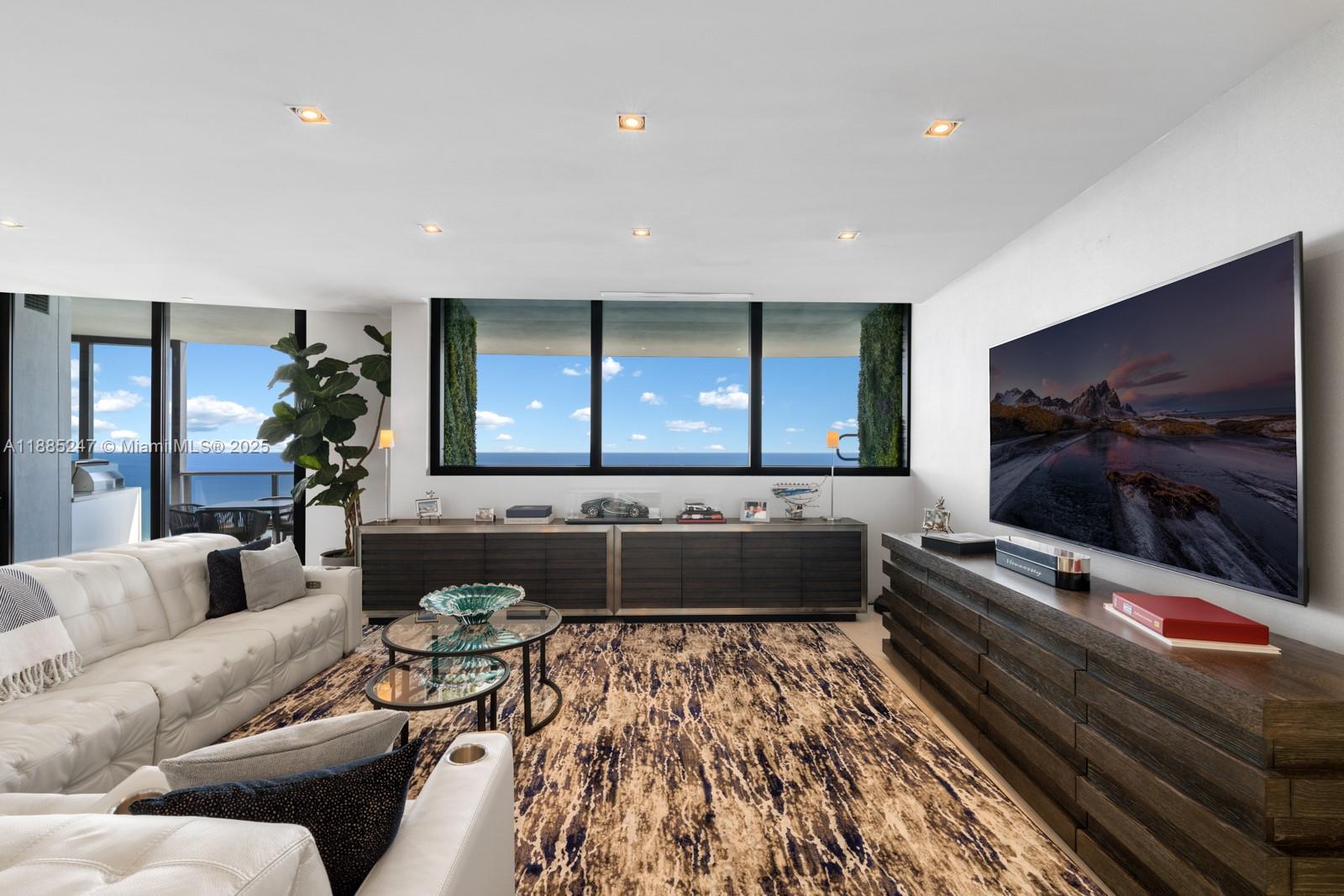 18555 COLLINS AVENUE COND - Residential