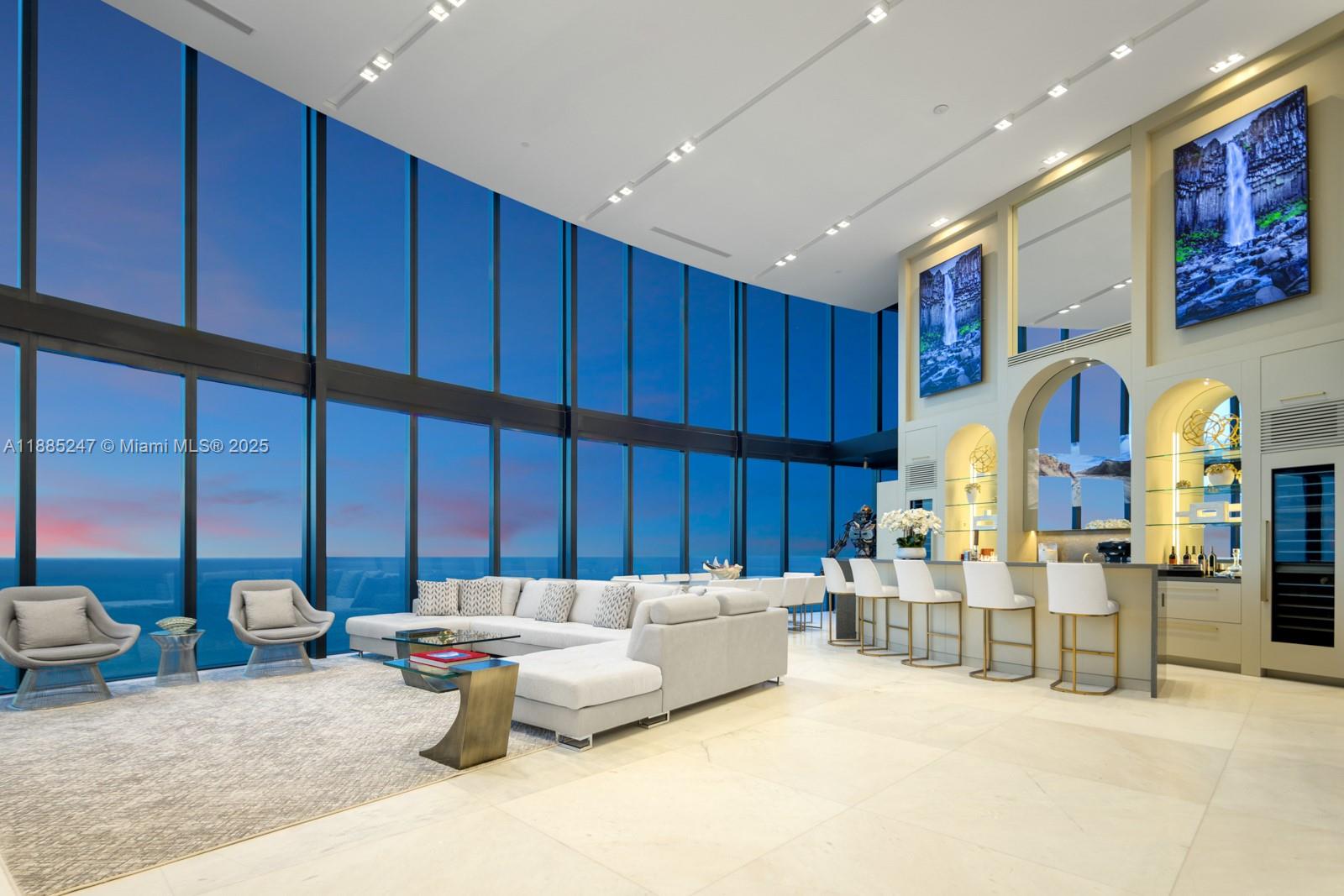 18555 COLLINS AVENUE COND - Residential