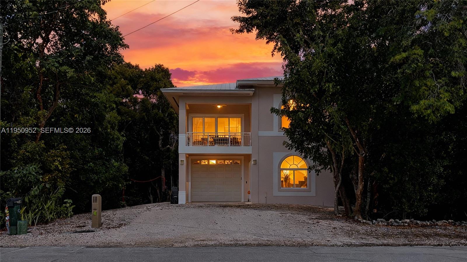 KEY LARGO BEACH - Residential