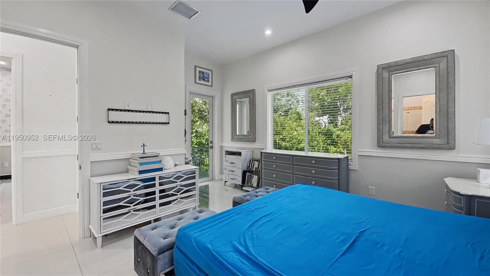 KEY LARGO BEACH - Residential