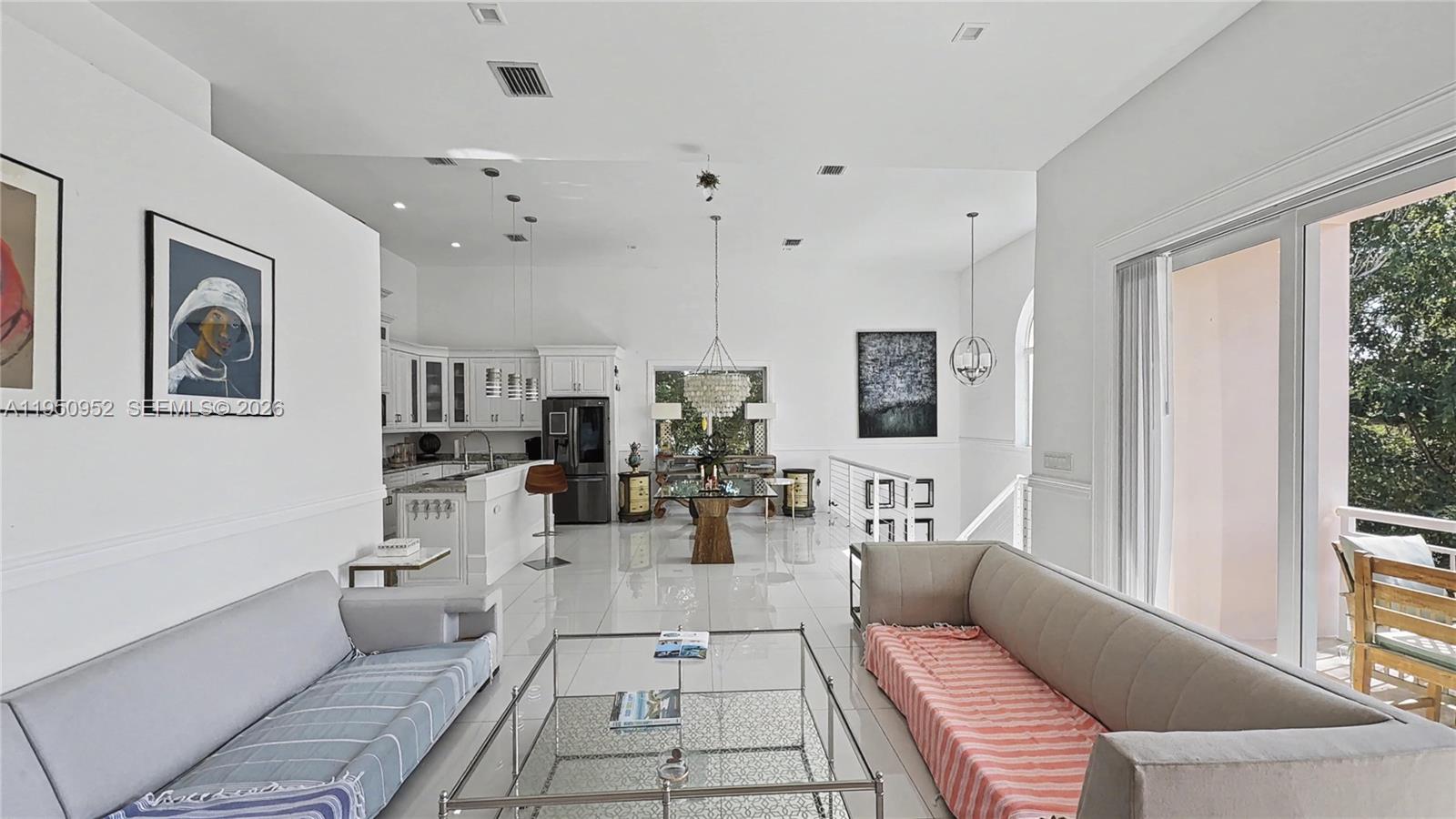 KEY LARGO BEACH - Residential