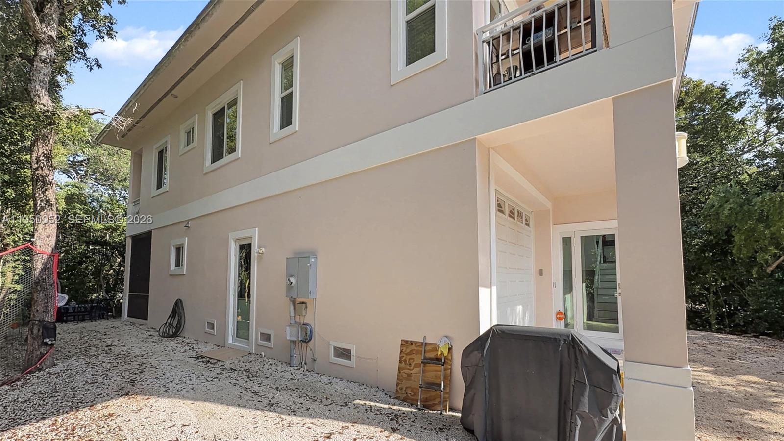 KEY LARGO BEACH - Residential