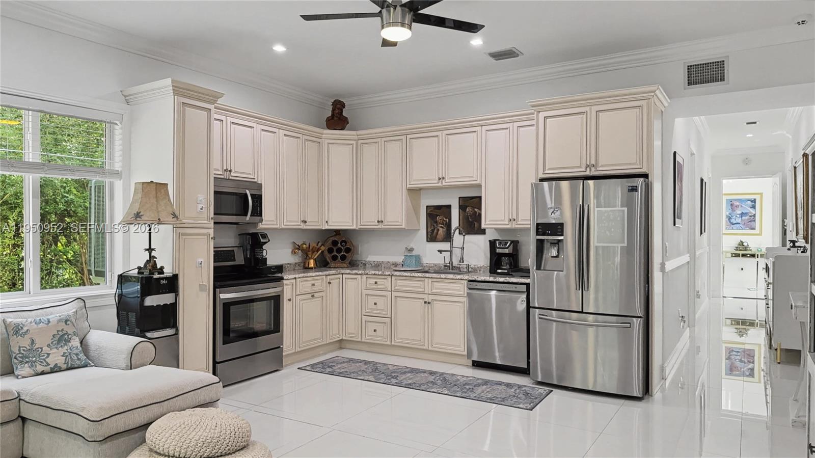 KEY LARGO BEACH - Residential