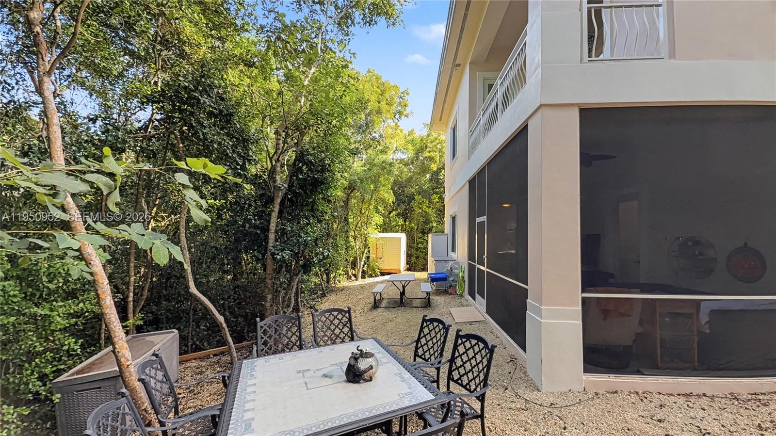 KEY LARGO BEACH - Residential