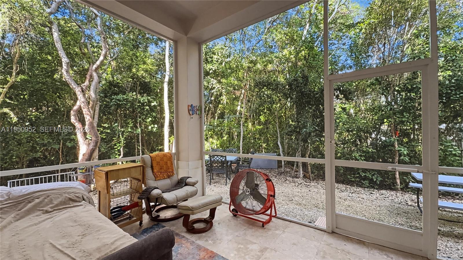 KEY LARGO BEACH - Residential